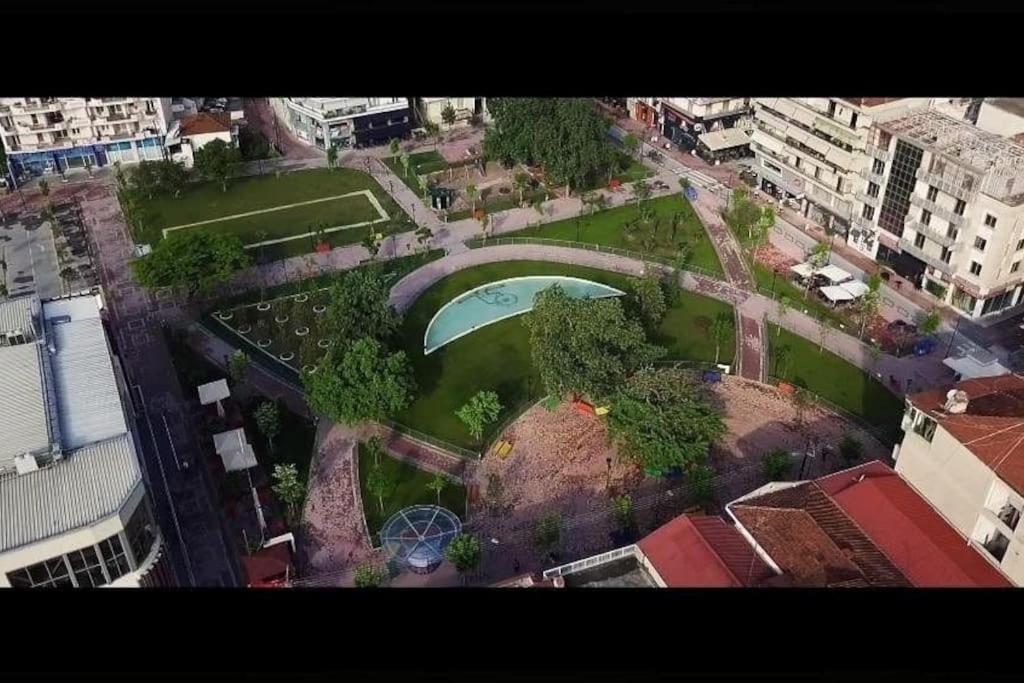 La Maison Κατερίνη Ευρύχωρο Διαμέρισμα Στο Κέντρο 外观 照片